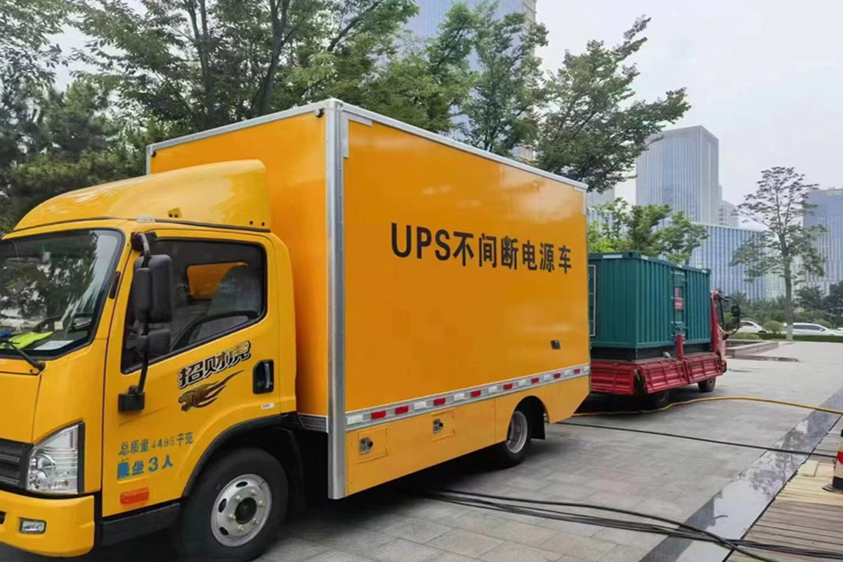 德令哈发电机租赁施工现场